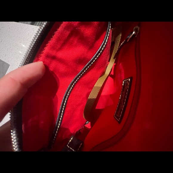 Red Purse - Picture 3 of 4